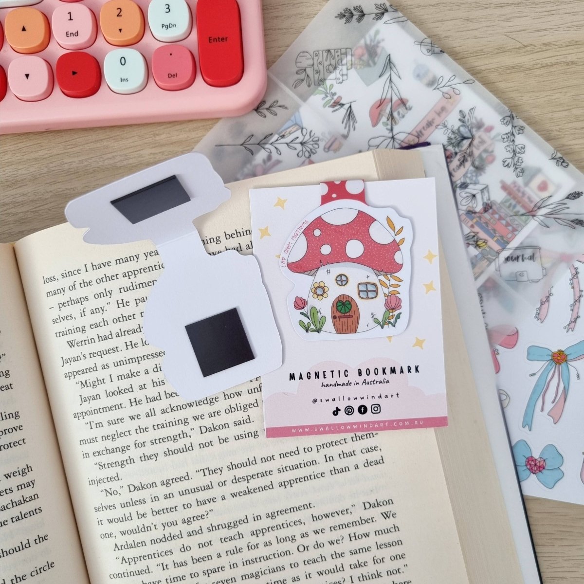 Mushroom House Magnetic Bookmark - Paper Mochi