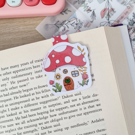 Mushroom House Magnetic Bookmark - Paper Mochi